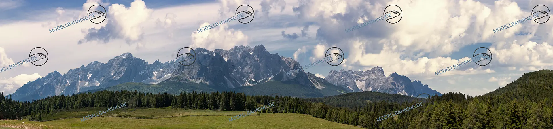 Alpenland-Teil3-Karnischer-Hauptkamm-Osttirol-modellbahnhintergrund 3